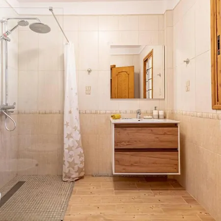 Vakantiehuis Anastasia Ii With Heated Pool Puerto de Santiago (Tenerife)