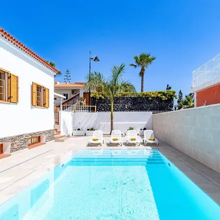 Vakantiehuis Anastasia Ii With Heated Pool