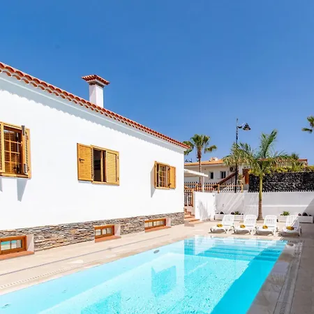 Holiday home Anastasia Ii With Heated Pool